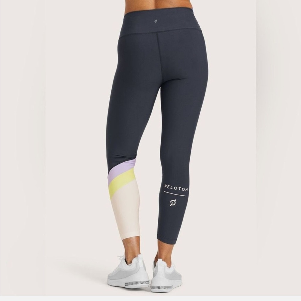 PELOTON Cadent Colorblock Legging Size L